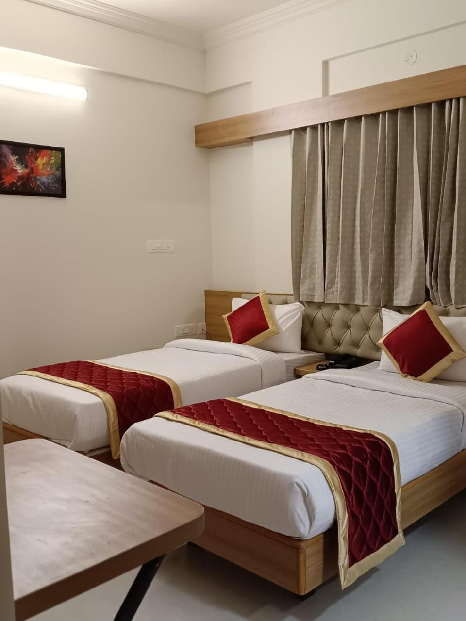 Krishna Inn Bangalore Esterno foto