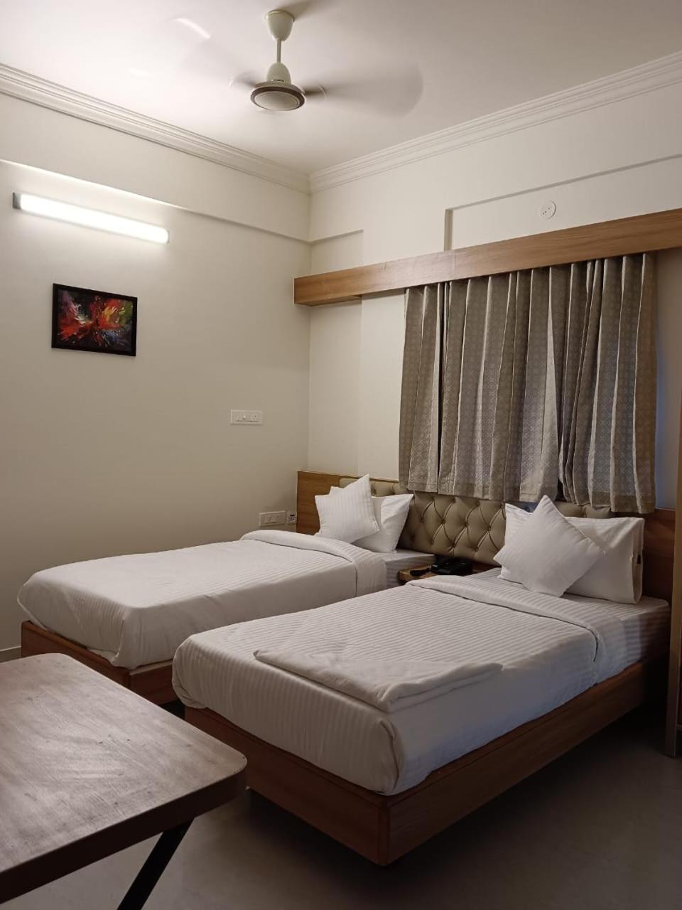 Krishna Inn Bangalore Esterno foto